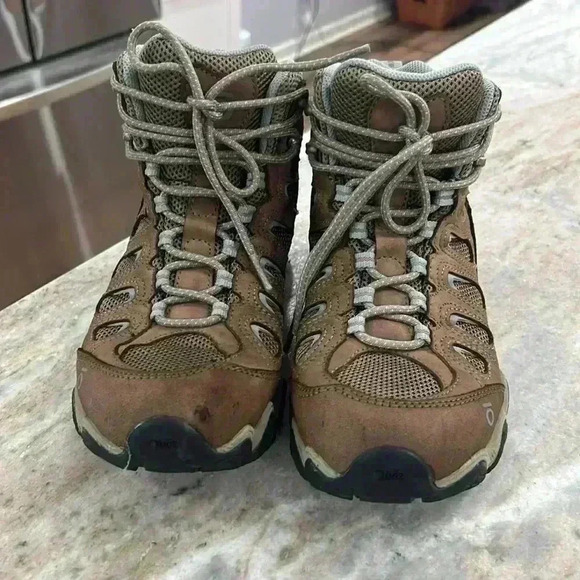 Women’s Oboz hiking trail boots size 9.5 Brown/Blue lace up - Picture 2 of 12